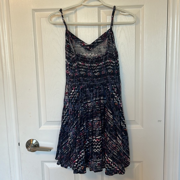 Women’s Aeropostale dress - Picture 2 of 2